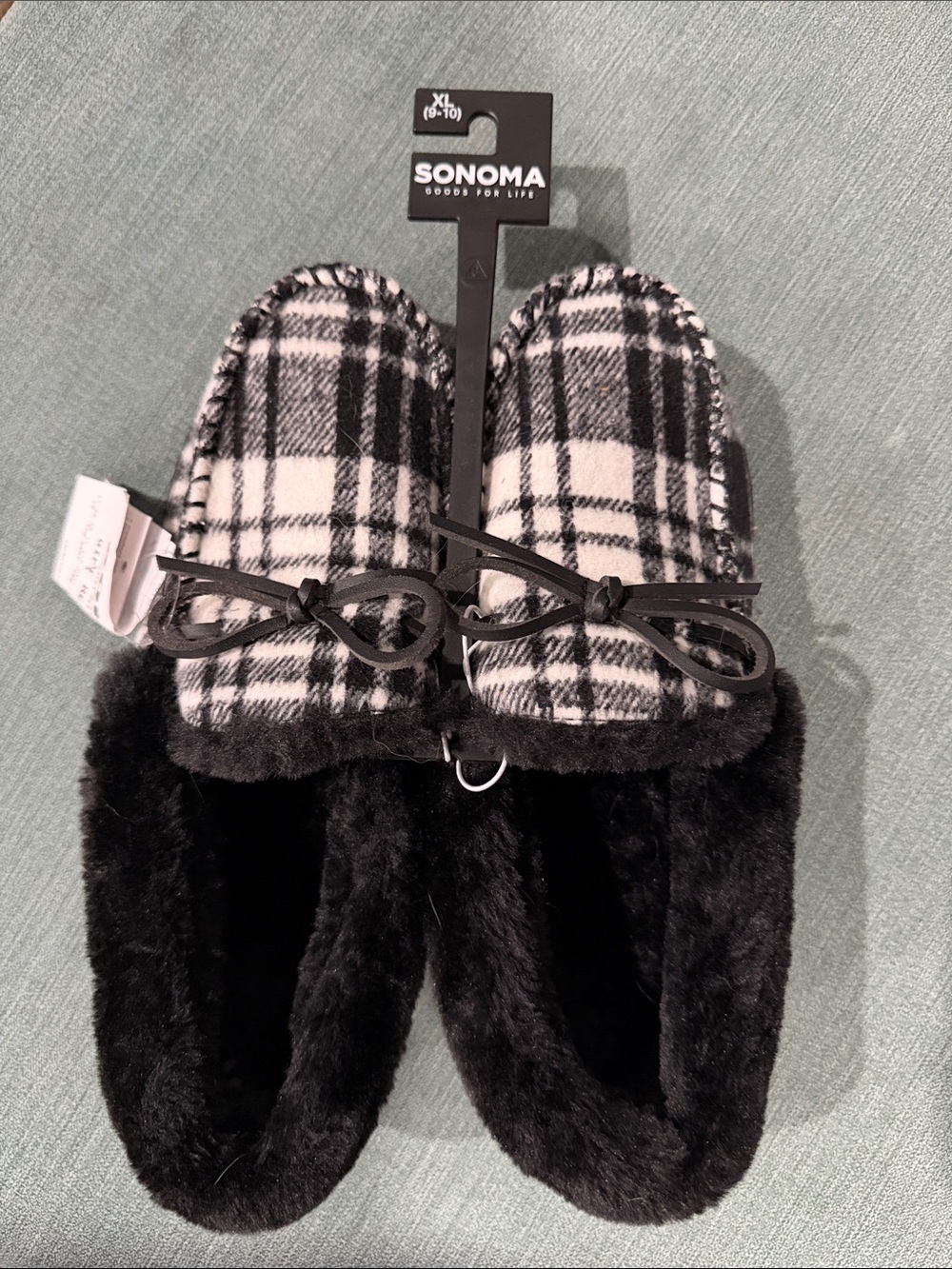 Sonoma Black and White Plaid Faux-Fur Moccasin Slippers